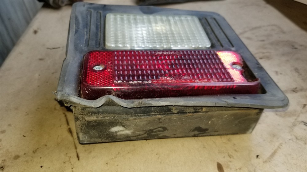 Bobcat 6670284 rear door tail light assembly