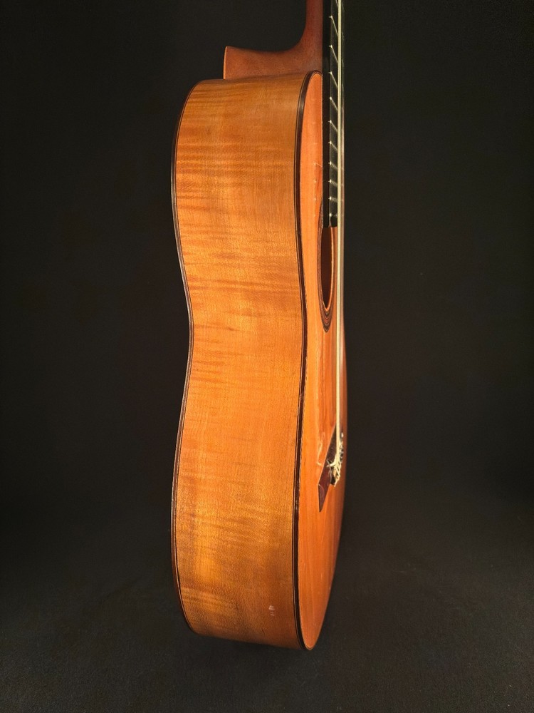 1965 Manuel de la Chica Guitar