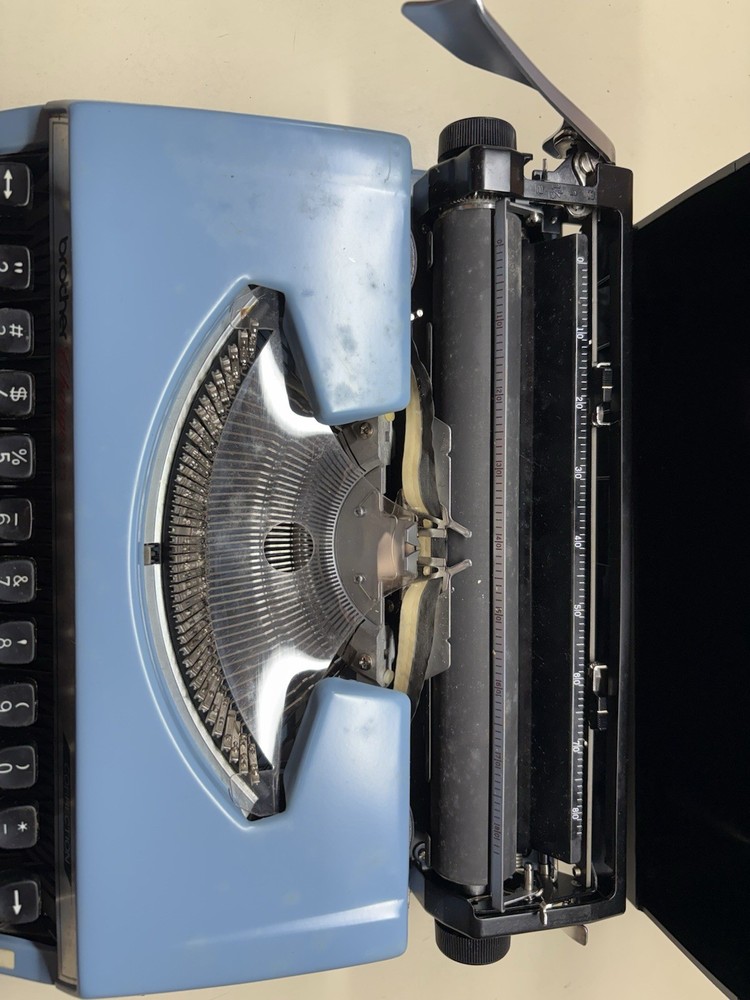 Brother Charger 11 Typewriter