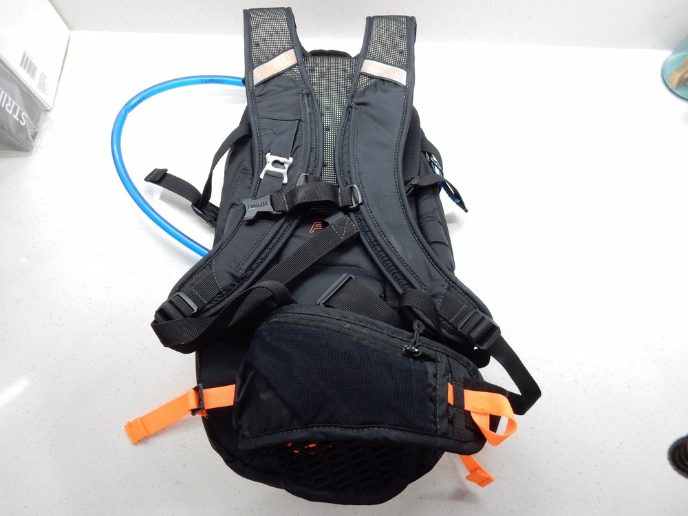 Camelback Mule Low rider Hydration Backpack, 3 Liter, Includes Rain Cover