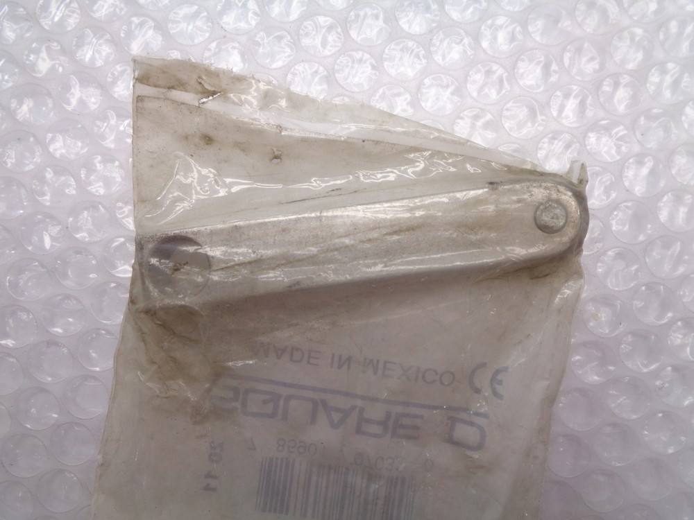 SQUARE D 07032 AB LEVER ARM NSMP