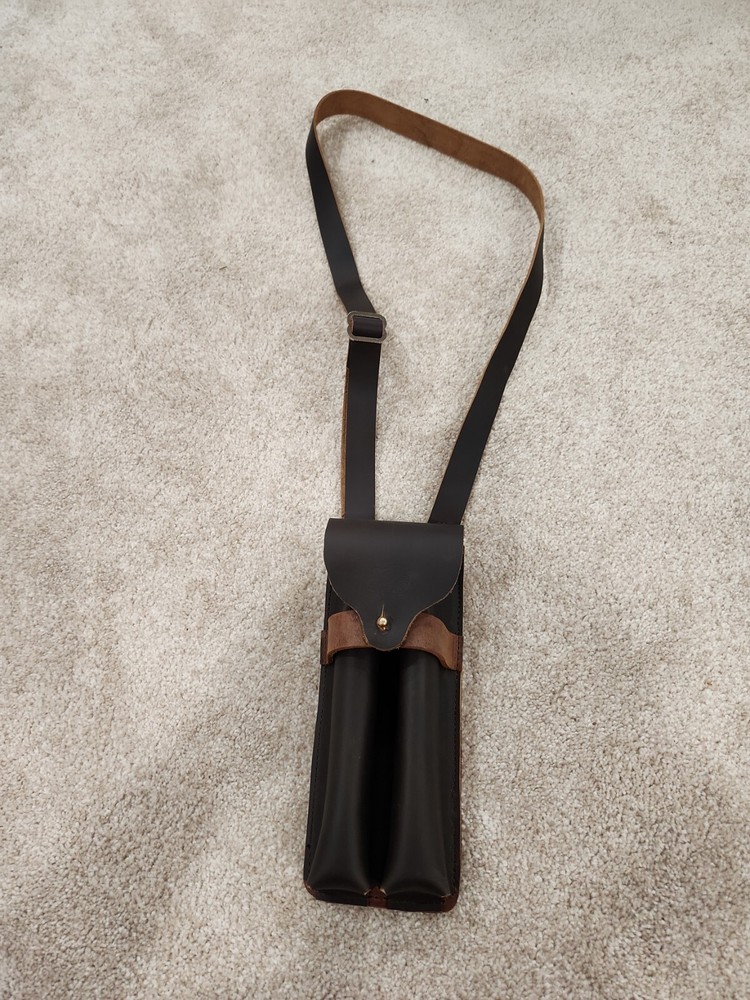 Yoder409 handcrafted leather double trumpet turkey call holster wingbone