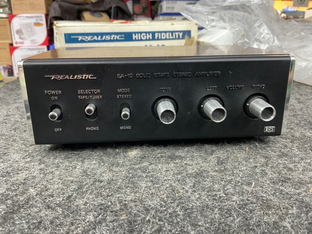 Realistic SA-10 Solid State Stereo Amplifier 31-1982B 120V AC