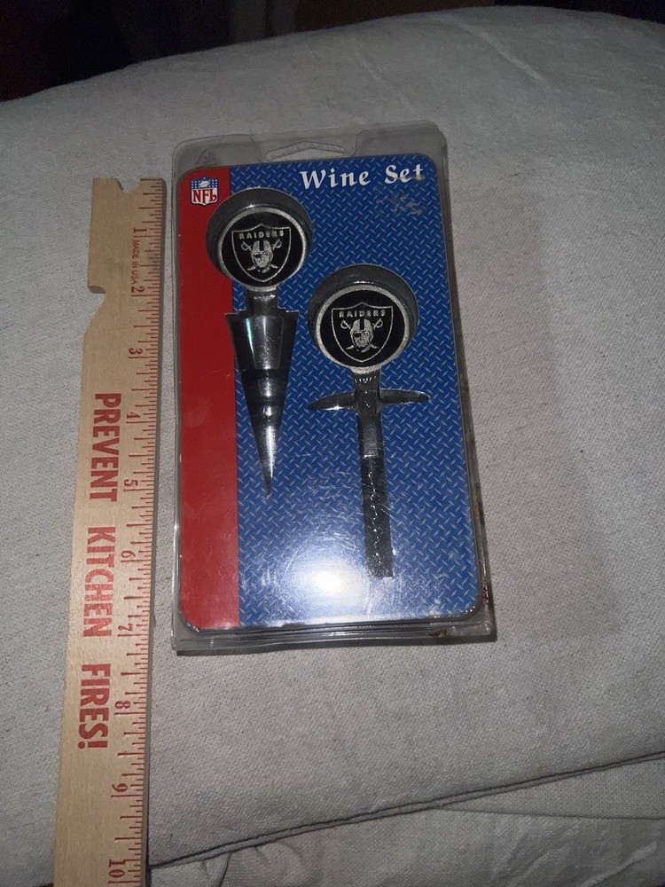 Raiders Corkscrew And Wine Stopper