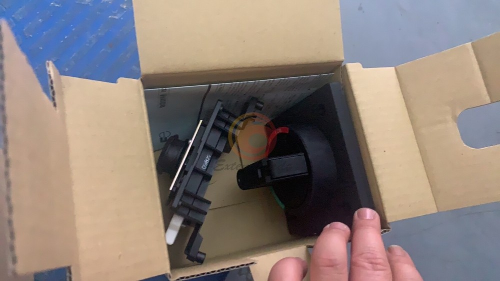 ONE NEW FUJI Rotary Handle BW9V0CA