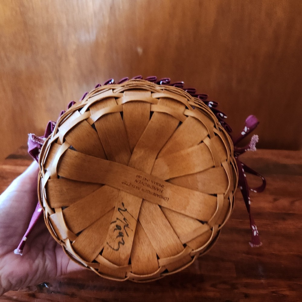 Longaberger Small Fruit Basket 13005 Round Storage