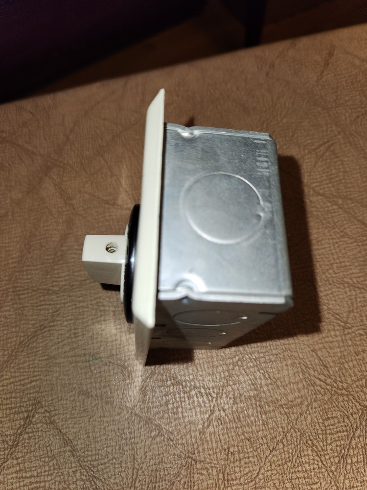 Speaker Selector Switch Wall-Mount Wall Plate