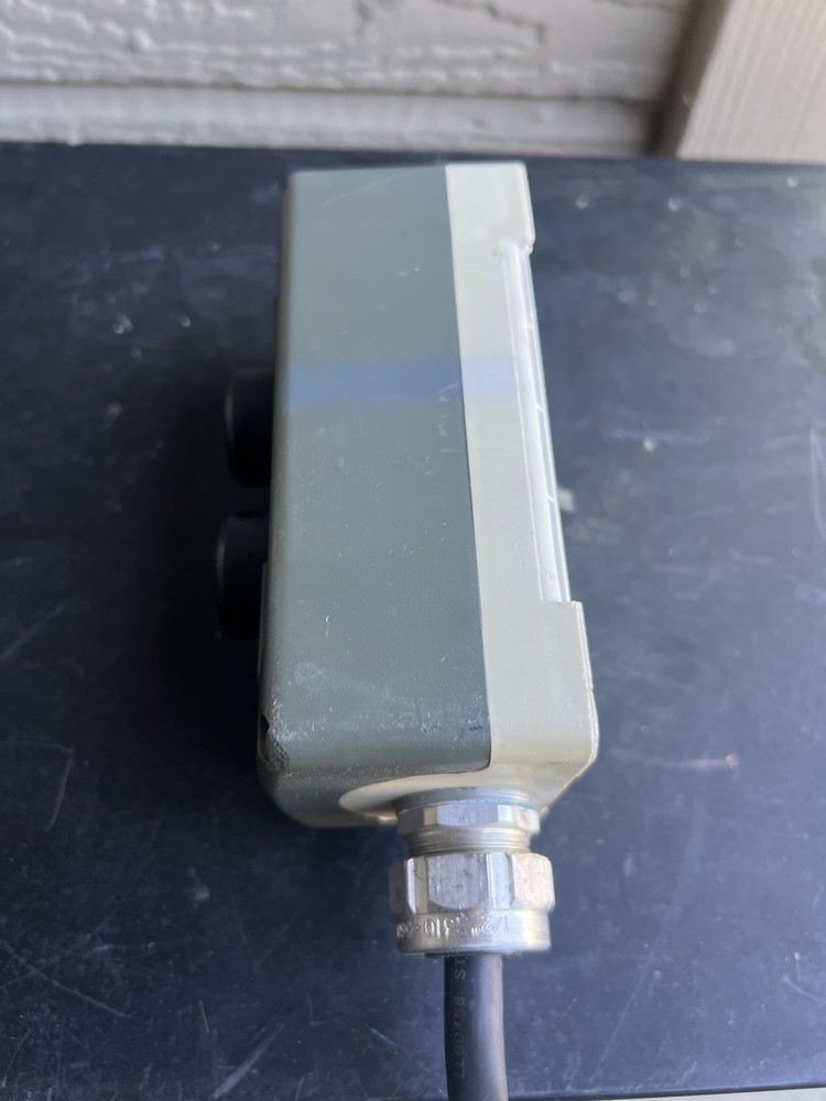 Pendant Control Station