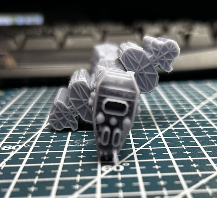 Babylon 5 Omega Class Destroyer Miniature - 130mm
