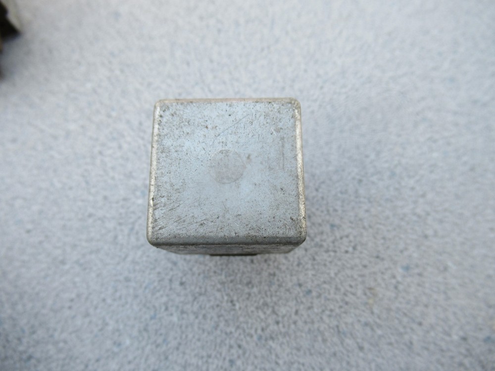VW / Audi / Porsche Multi Function Relay 141 951 253 B SR 9819