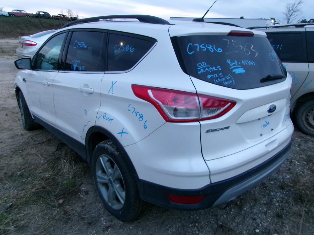 Used Transfer Case Assembly fits: 2016 Ford Escape Grade B