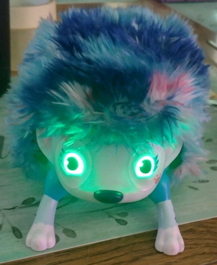 Zoomed Hedgiez Flip Interactive Light Up With Sounds Spin Master