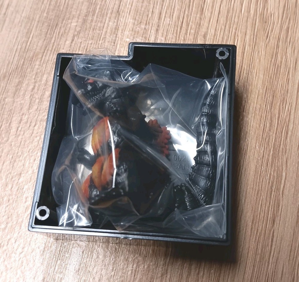 Godzilla Bandai Minifigure Burning Godzilla Black Building