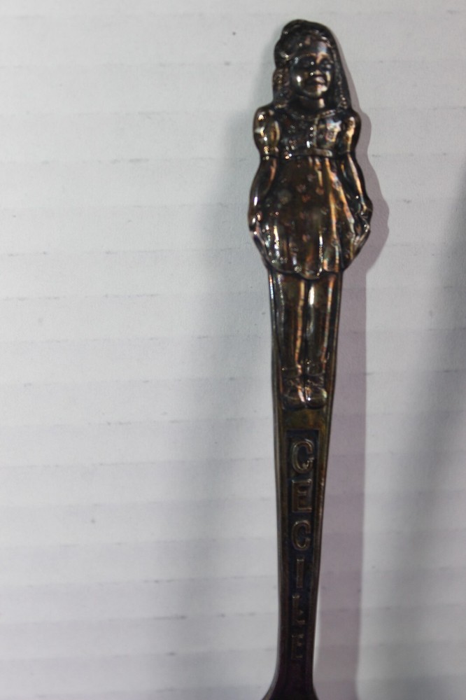 Dione Quints memorabilia orginal