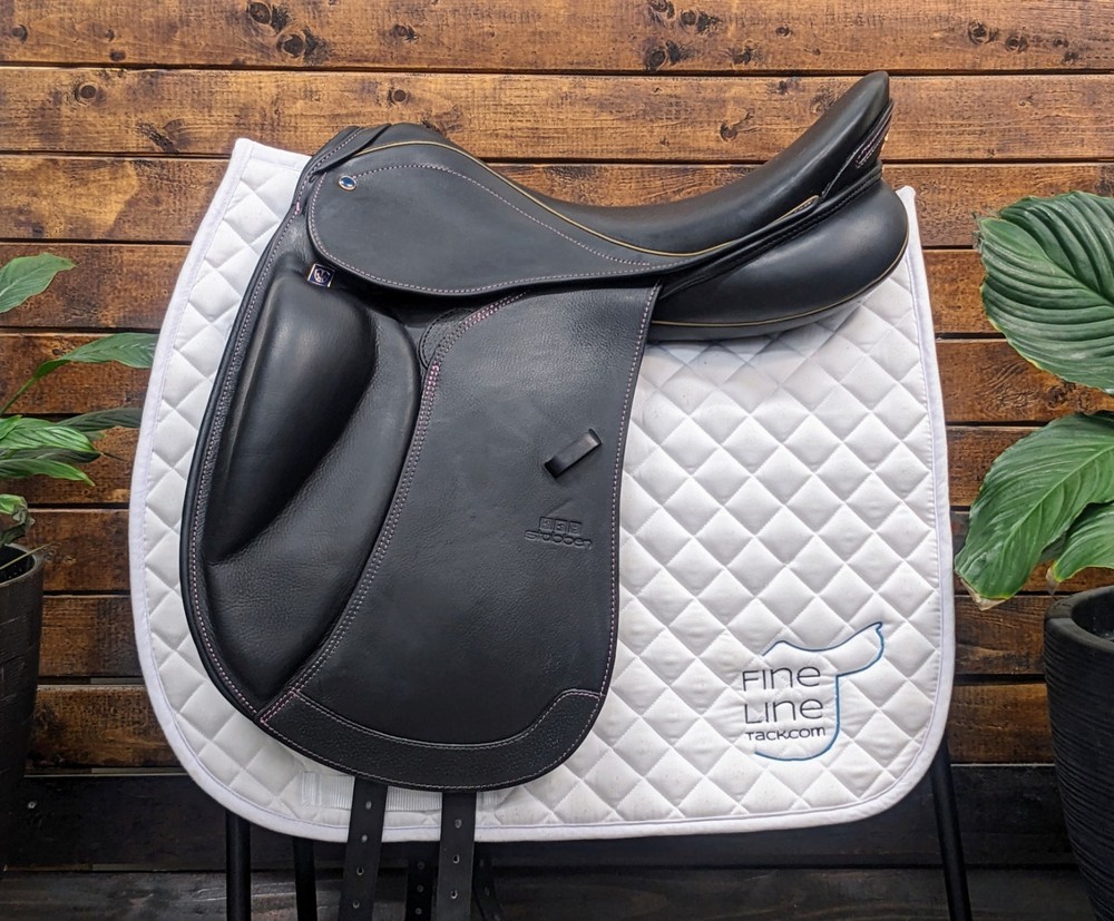 17.5" Stubben Genesis CL *Wool Flocked*