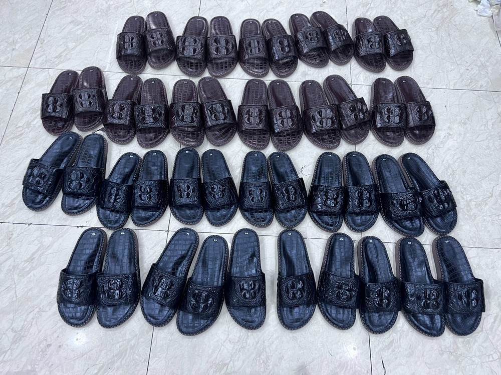 Custom size 10 US sandals