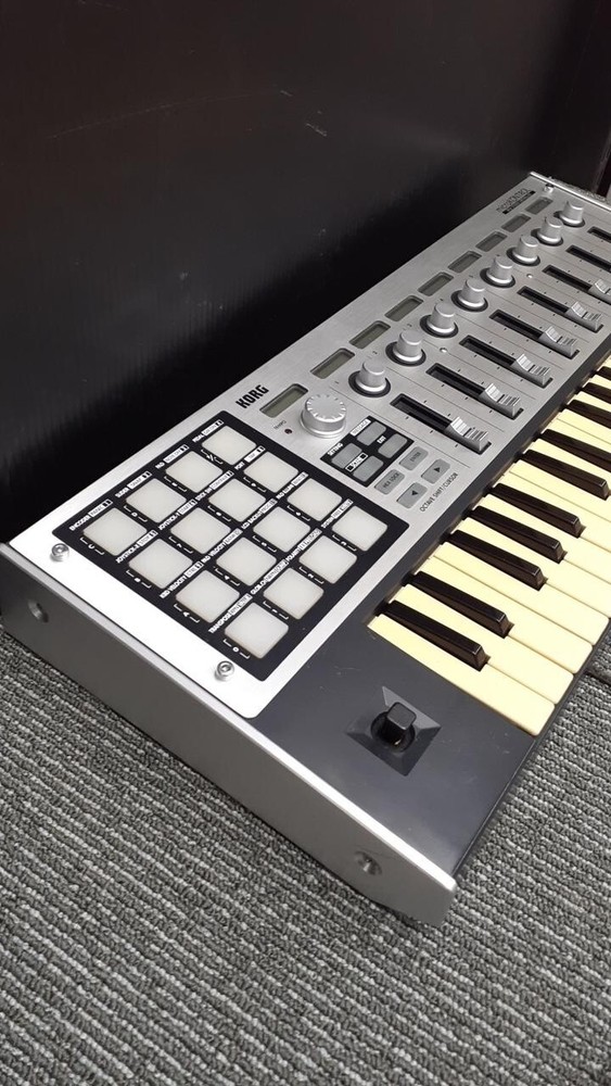 KORG MC-1 MIDI keyboard micro midi controller keyboard