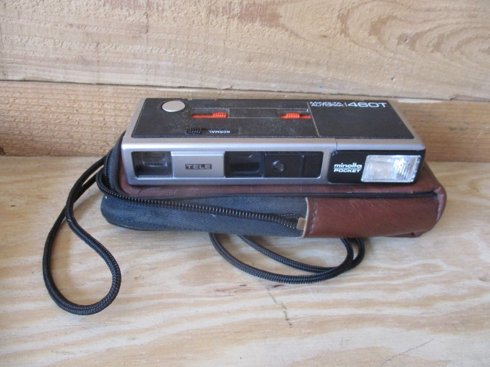 Minolta 460T Camera