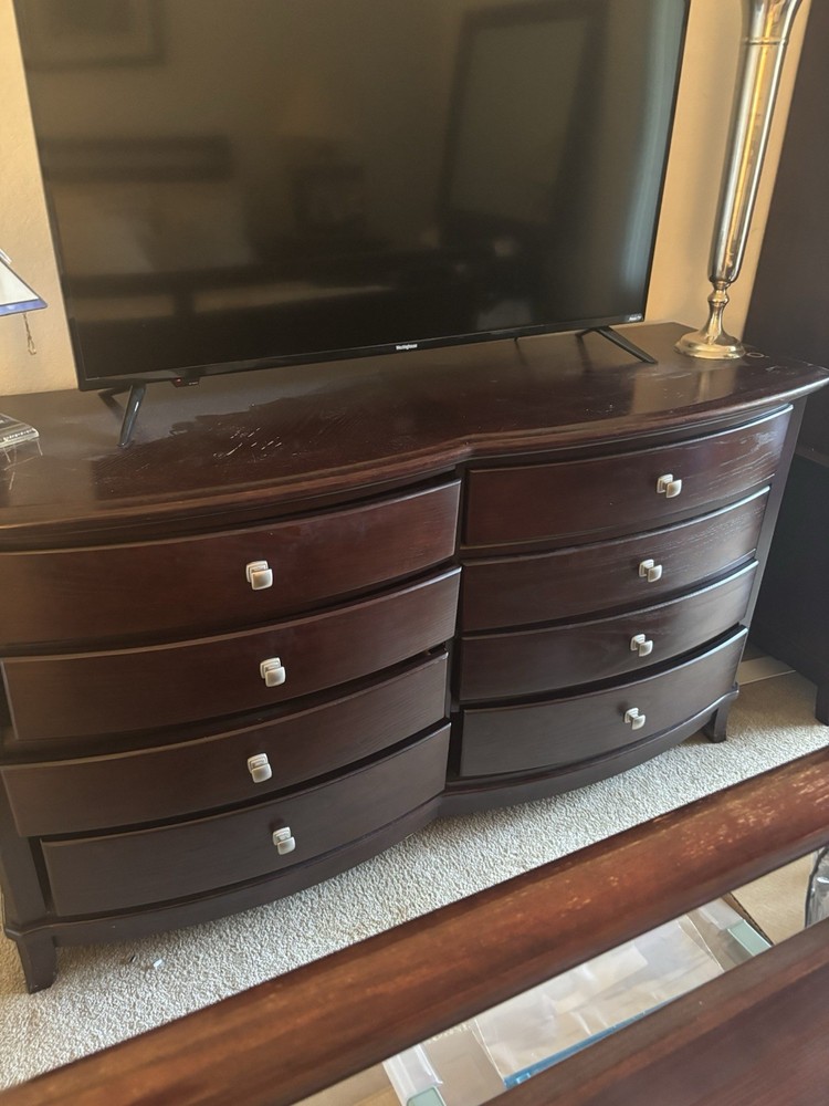 King Bedroom Set – Full Matching Set – Solid Wood