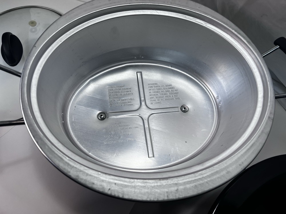 HAMILTON BEACH set & forget 6 QT programmable SLOW COOKER 33966