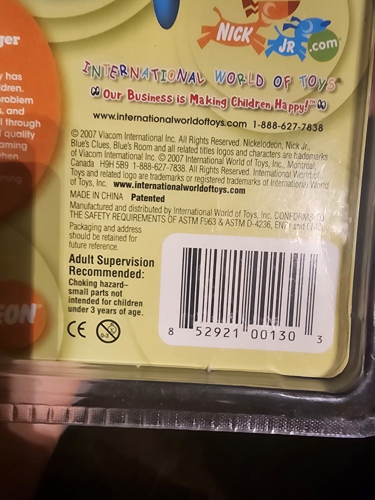 BLUE' CLUES i-crayons that talk