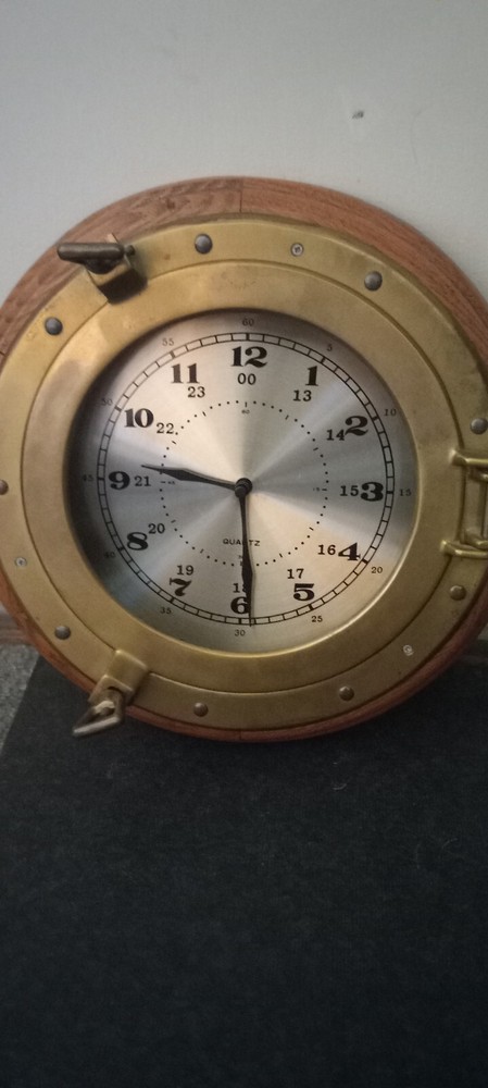 Ships Window Clock