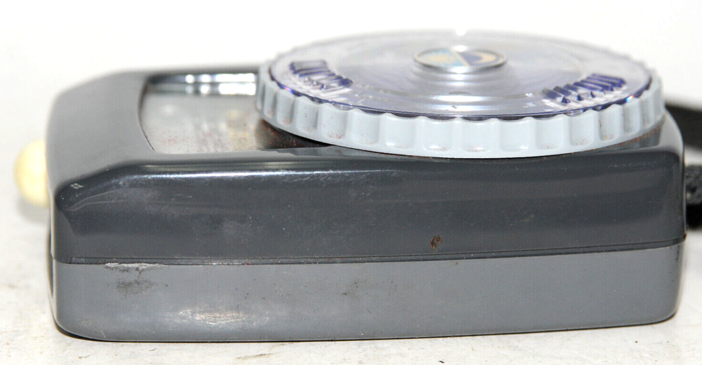 Gossen Luna Pro Analog Ambient Light Meter & Leather Case