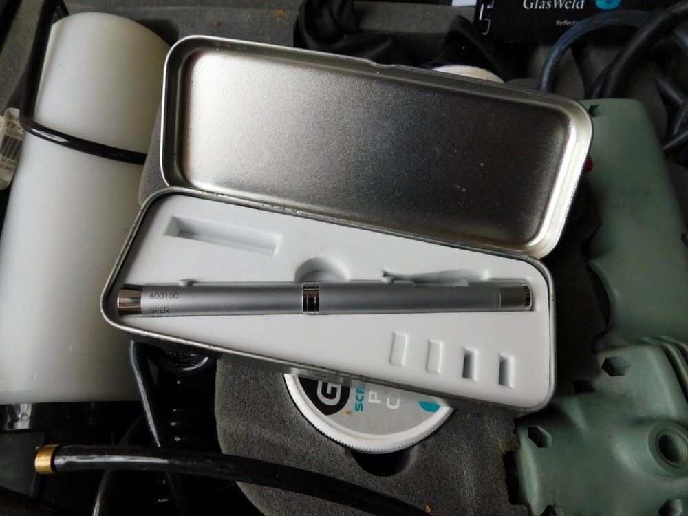 GLASWELD WINDSHEILD GLASS SCRATCH REMOVAL TOOL