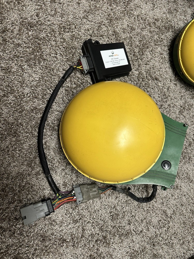 2 John Deere gps Starfire ITC Globe + Agra GPS Itc Extend