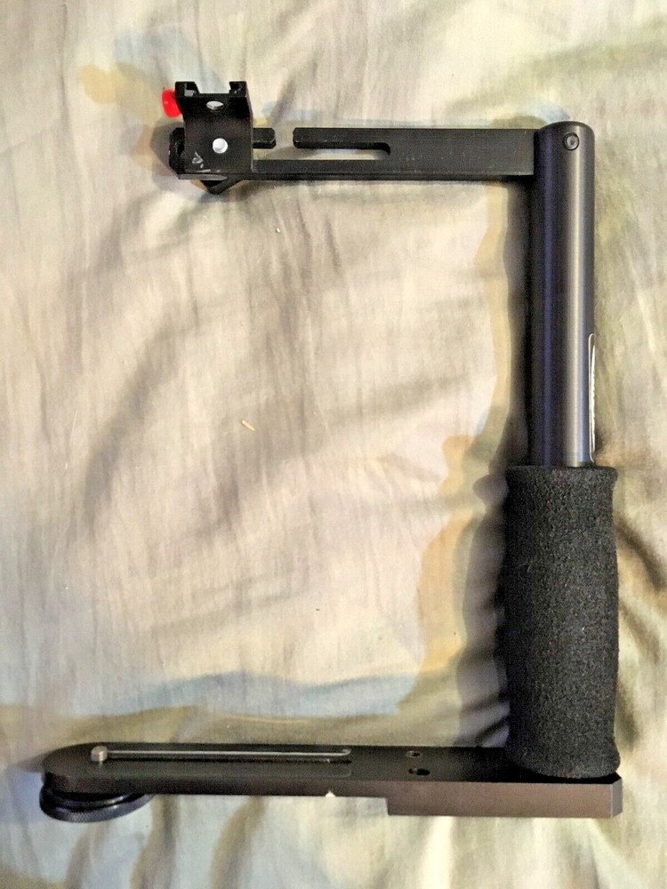 Stratos Pro ST-1035 Flash Bracket