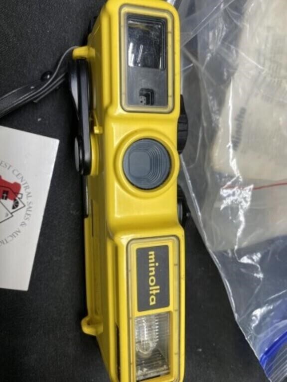 Underwater camera YELOLOW