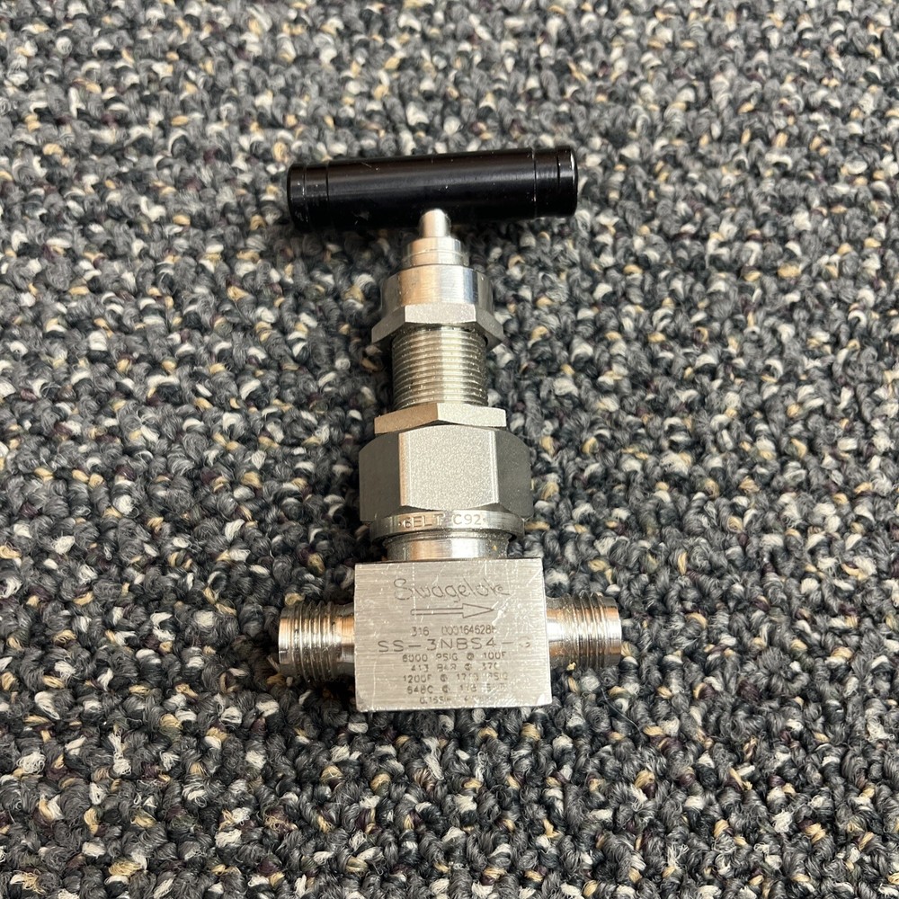 Swagelok SS-3NBS4-G Needle Valve