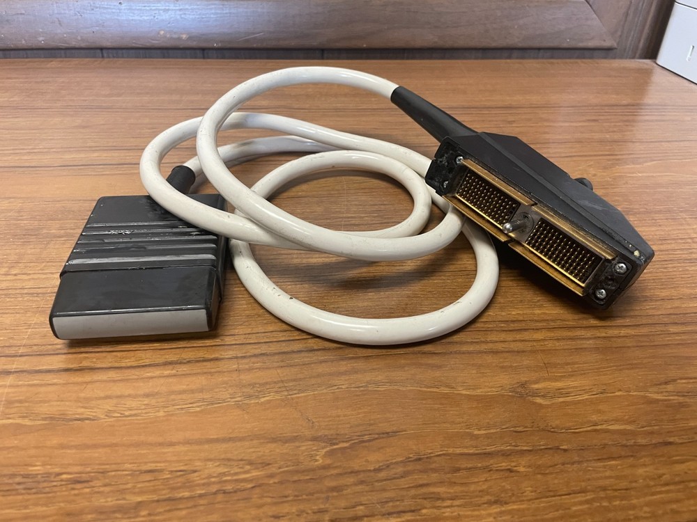 Acuson Ultrasound Linear Array Transducer Probe L558 *