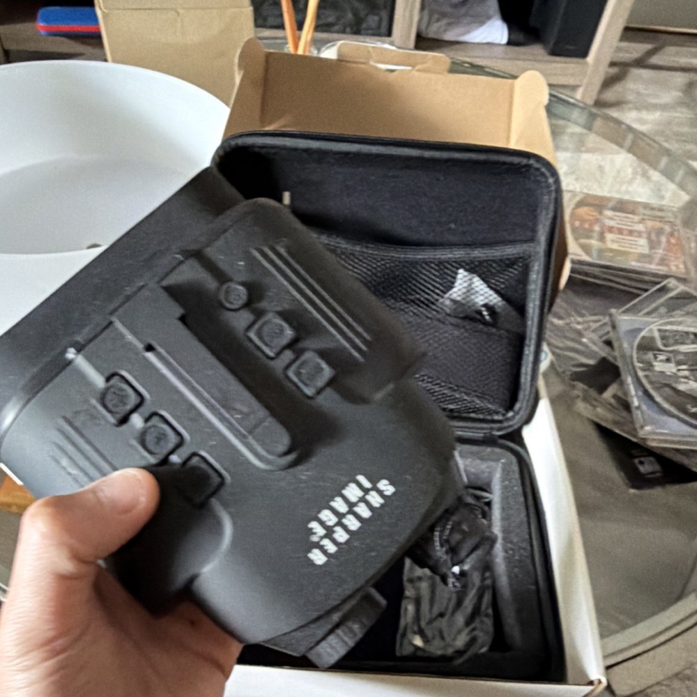 Sharper Image True Night Vision Digital Binoculars Black High Performance Optics