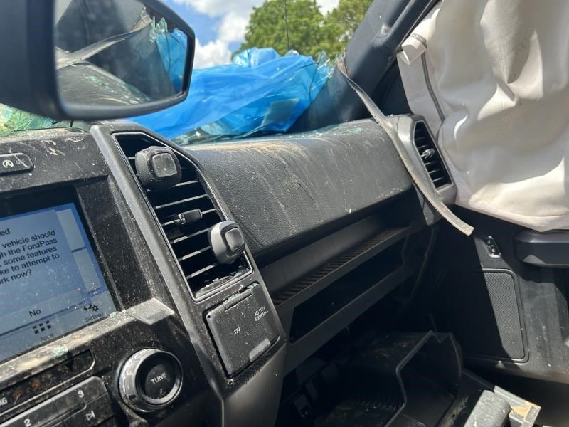 F150 2019 High Mounted Stop Light 104642264