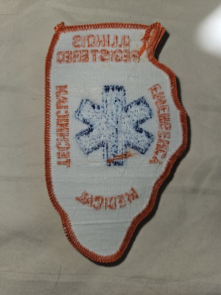 Illinois IL Registered EMT Emergency Medical Technician State Shaped Patch