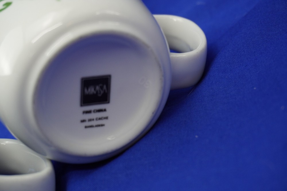 Mikasa Cache MN204 (2) MUGS, 3 3/8" (B2)