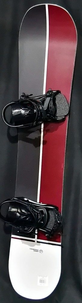 NEW CHAMONIX GEANT SNOWBOARD SIZE 159W CM WITH ROSSIGNOL EXTRA LARGE BINDINGS