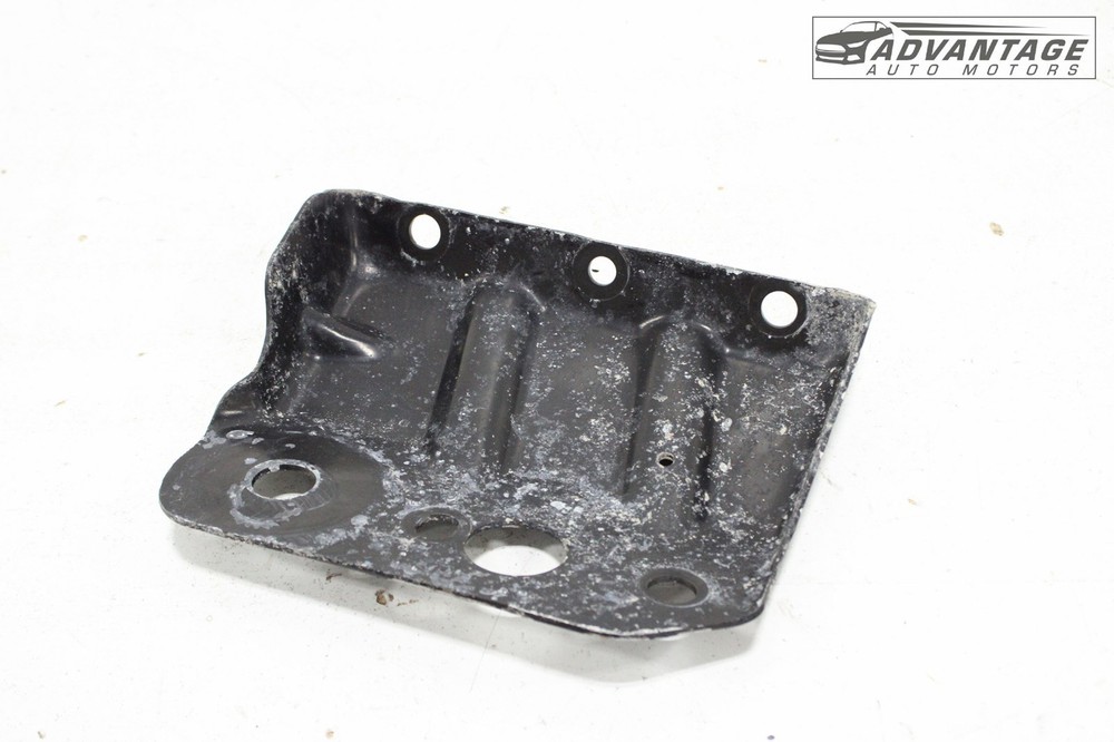 2019-2024 RAM 1500 4WD FRONT LEFT DRIVER SIDE FLOOR PAN BRACKET SUPPORT OEM