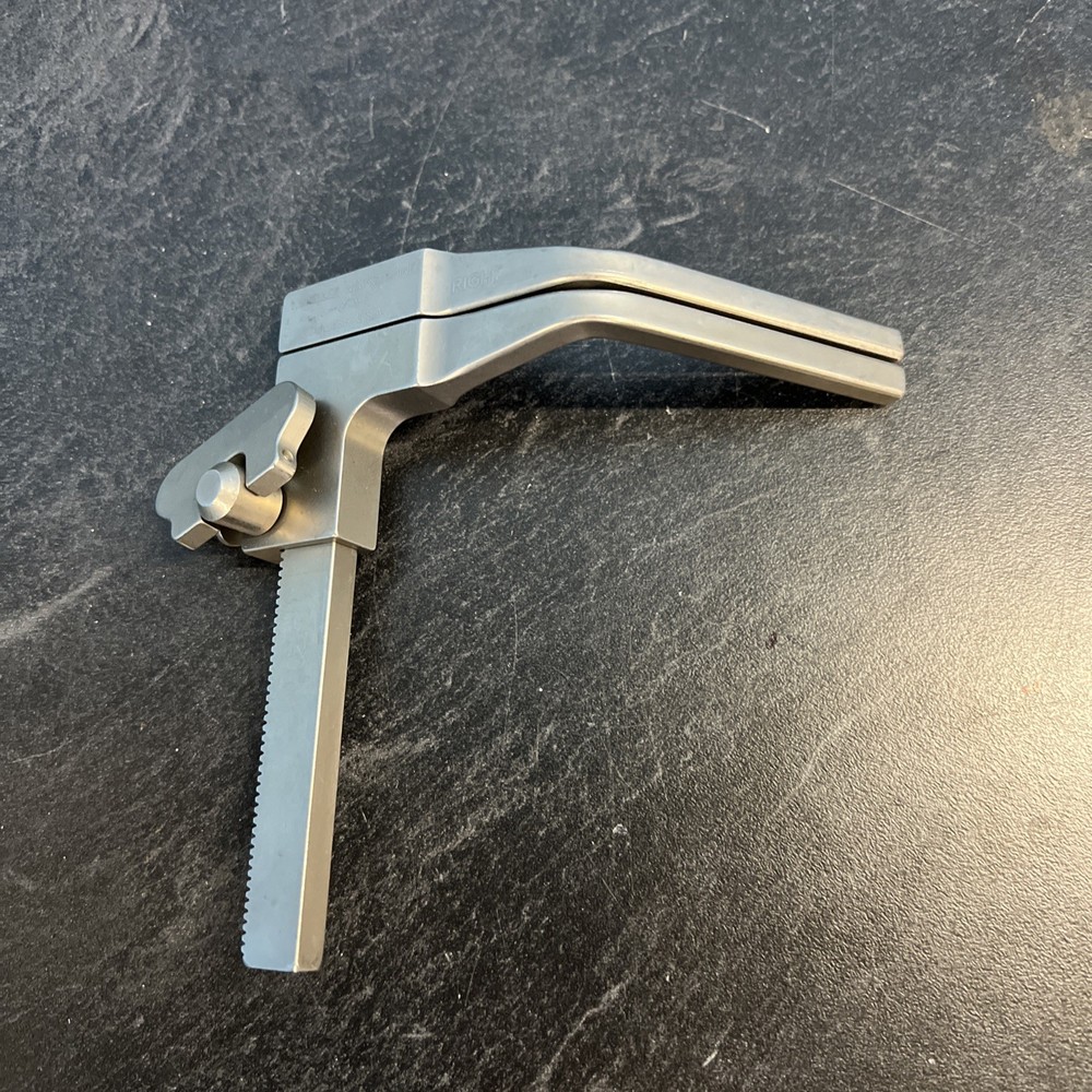 (RIGHT) V. Mueller S-0087 Shadow-Line Distractor