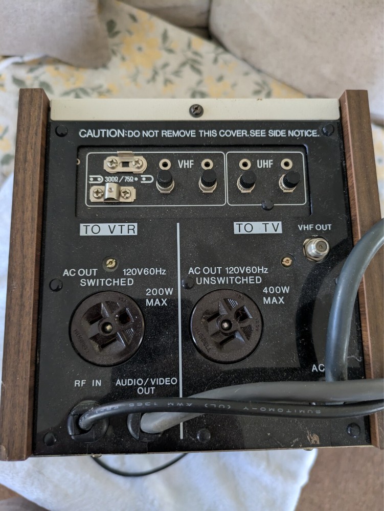 Very rare SONY TT-100 TUNER TIMER ORIGINAL powers on