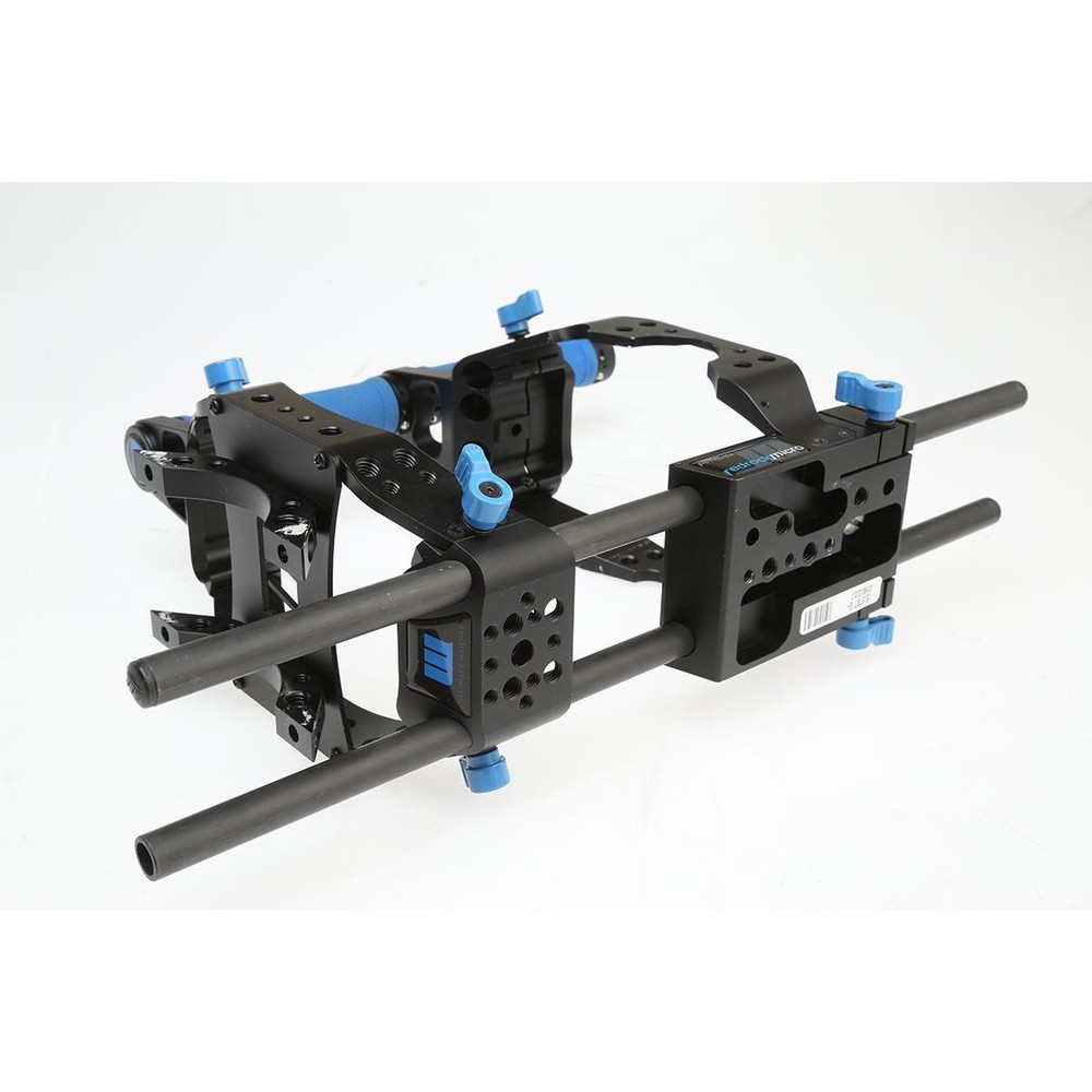 Redrock Micro shoulderMount Deluxe Bundle - SKU#1515738