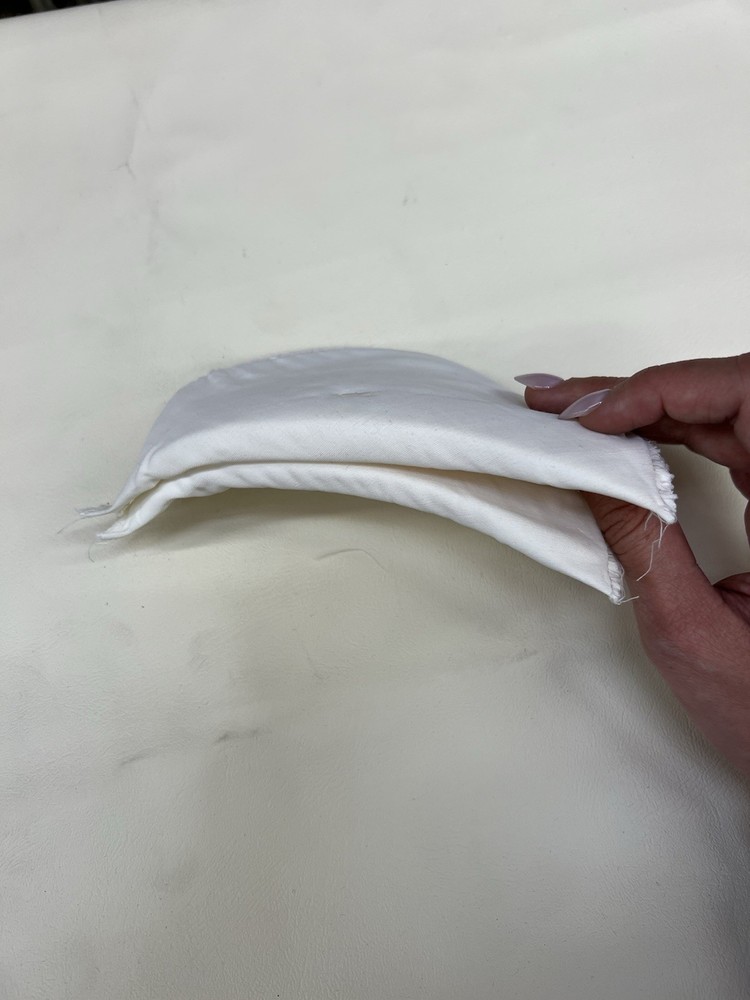 Shoulder Pad 1/5 Inch White Color Shoulder Pad