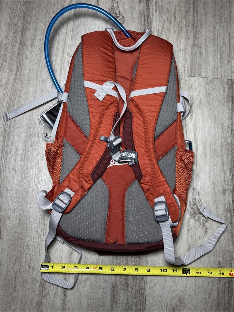 Dave Mathew’s BAND CAMELBAK CLOUD WALKER HYDRATION BACKPACK FIREDANCER NEW W/tag