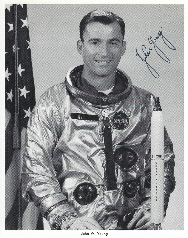 JOHN YOUNG  APOLLO 16  SIGNED AUTOPEN NASA 8x10 LITHOGRAPH