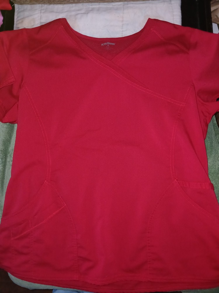 Women's Red Scrubstar Scrub Set size Large