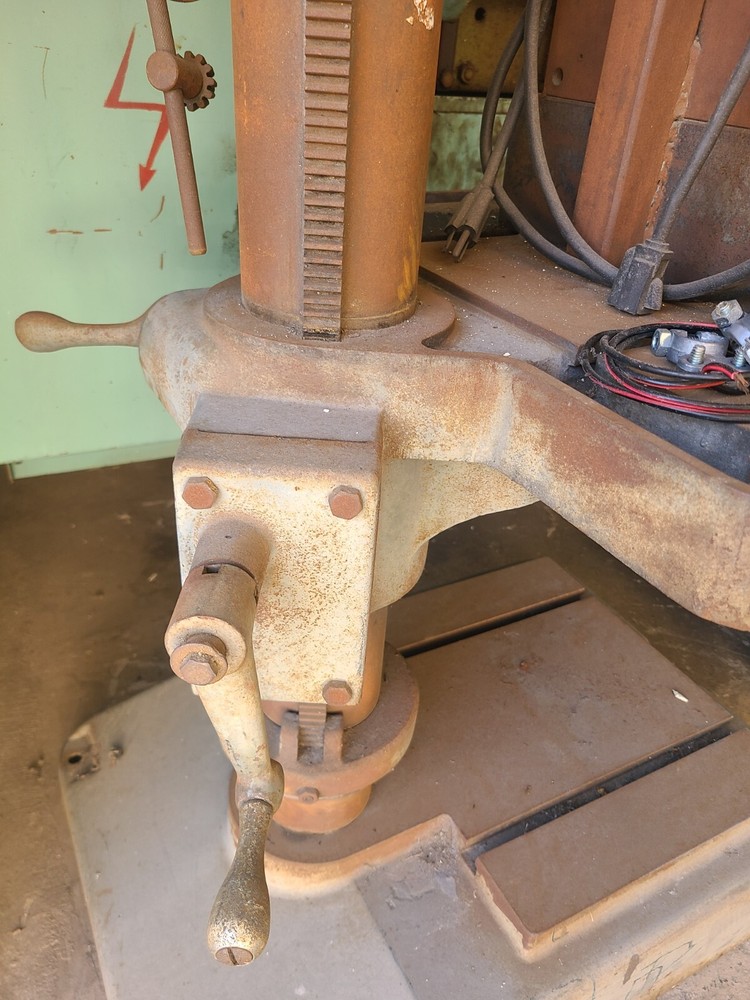CLAUSING SERIES 22V 20" VARIABLE SPEED FLOOR STAND DRILL PRESS