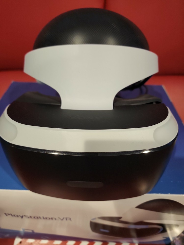 Sony PlayStation 4 VR Bundle