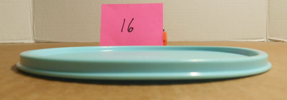 Tupperware #2541D Size C Aqua Blue Round Replacement Lid Only P16