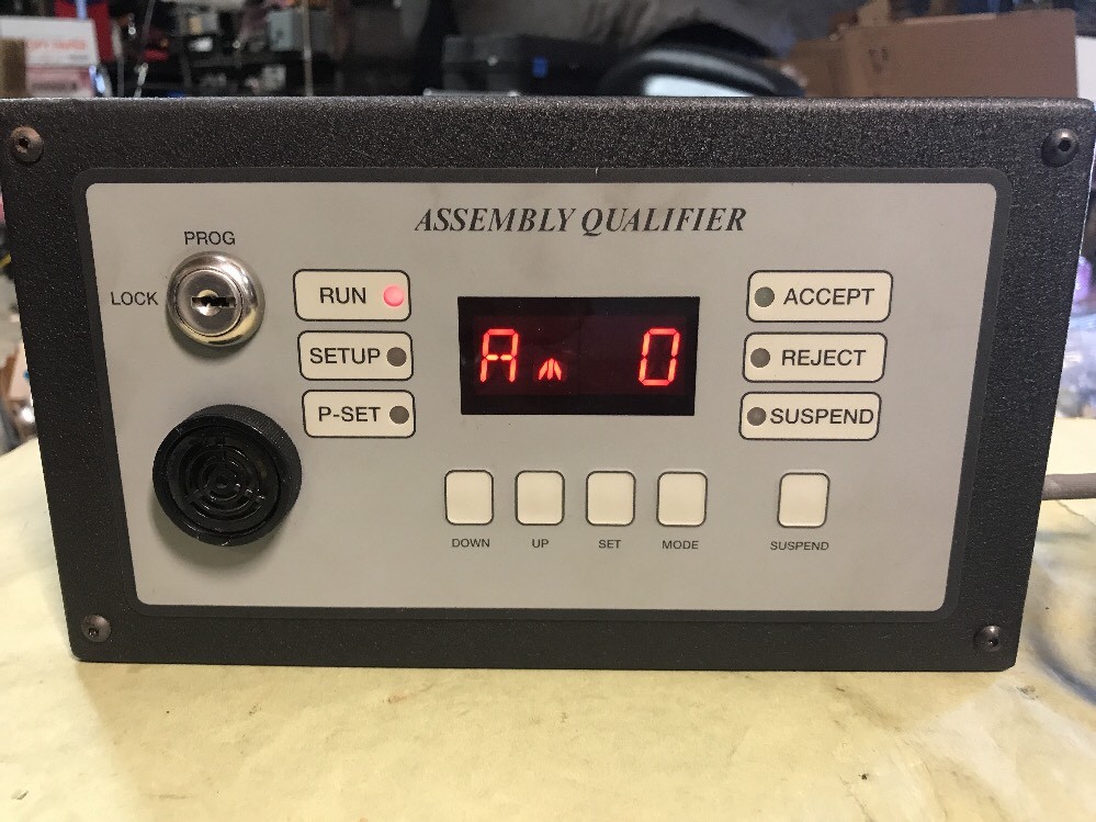 Atlas Copco Assembly Qualifer Controller AQ100-0E3 P-176 CLEAN OPERATING UNIT